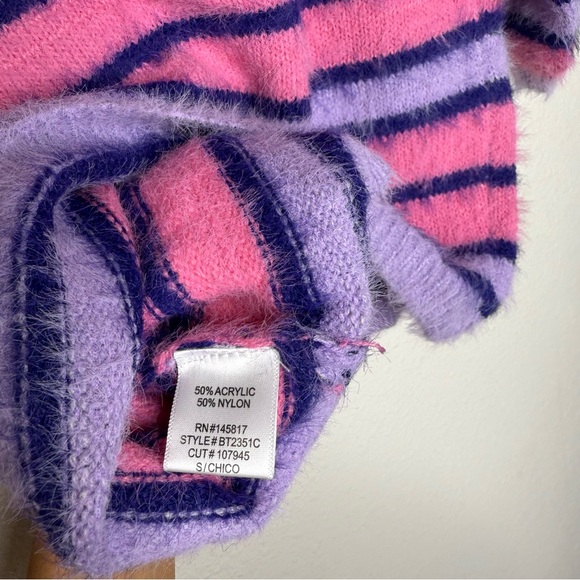 Beivy Short Sleeve Button Down Stripe Purple and Pink Eyelash Knit Sweater Small - Picture 9 of 9
